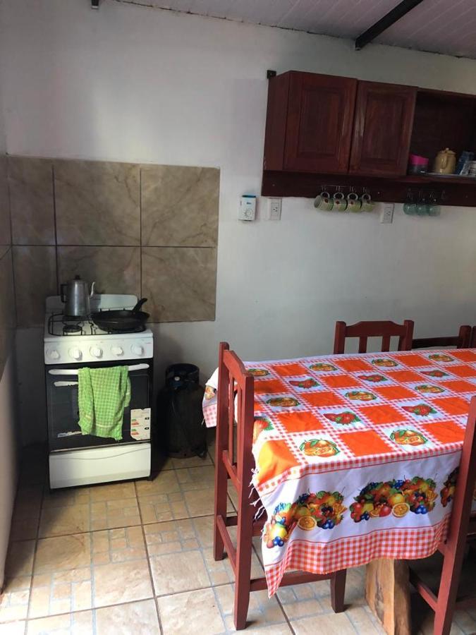 Iguazu Apart Hostel Puerto Iguazu Bagian luar foto