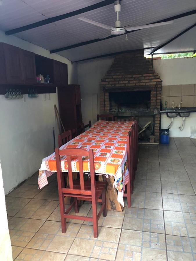 Iguazu Apart Hostel Puerto Iguazu Bagian luar foto