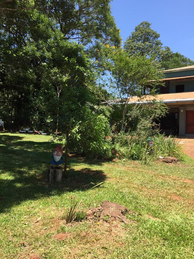 Iguazu Apart Hostel Puerto Iguazu Bagian luar foto