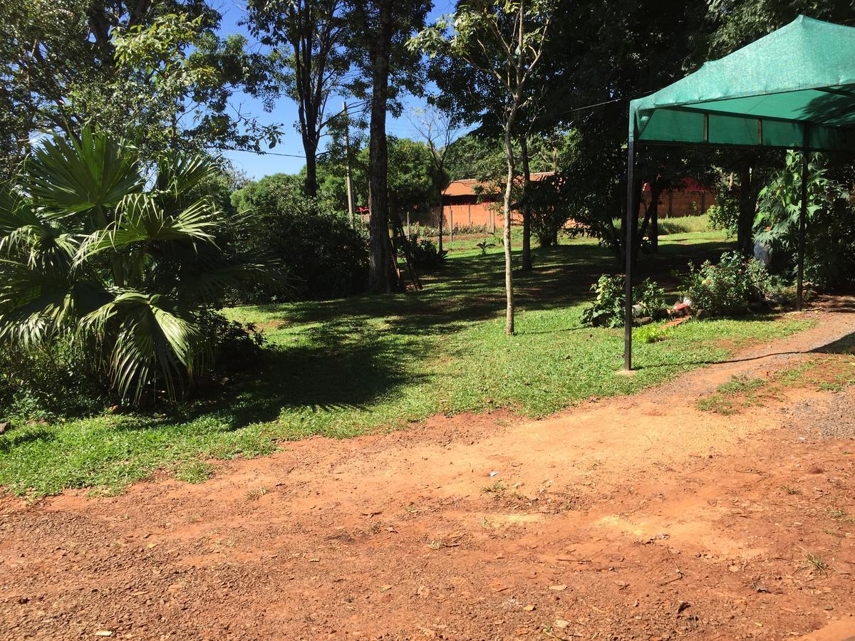 Iguazu Apart Hostel Puerto Iguazu Bagian luar foto